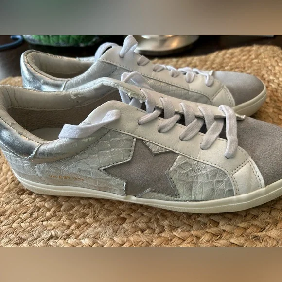 Vintage Havana White and Silver Sneakers with Classic Design light grey 11 - Picture 4 of 16